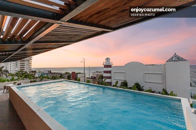 Cozumel_Gated_Athimar_14212